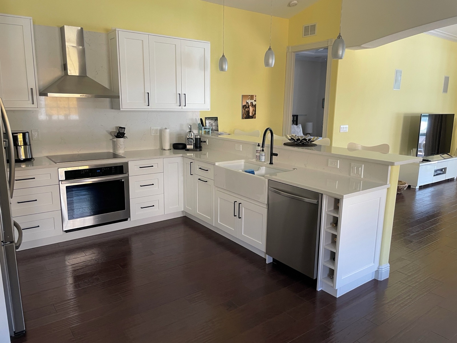 Fully equipped kitchen