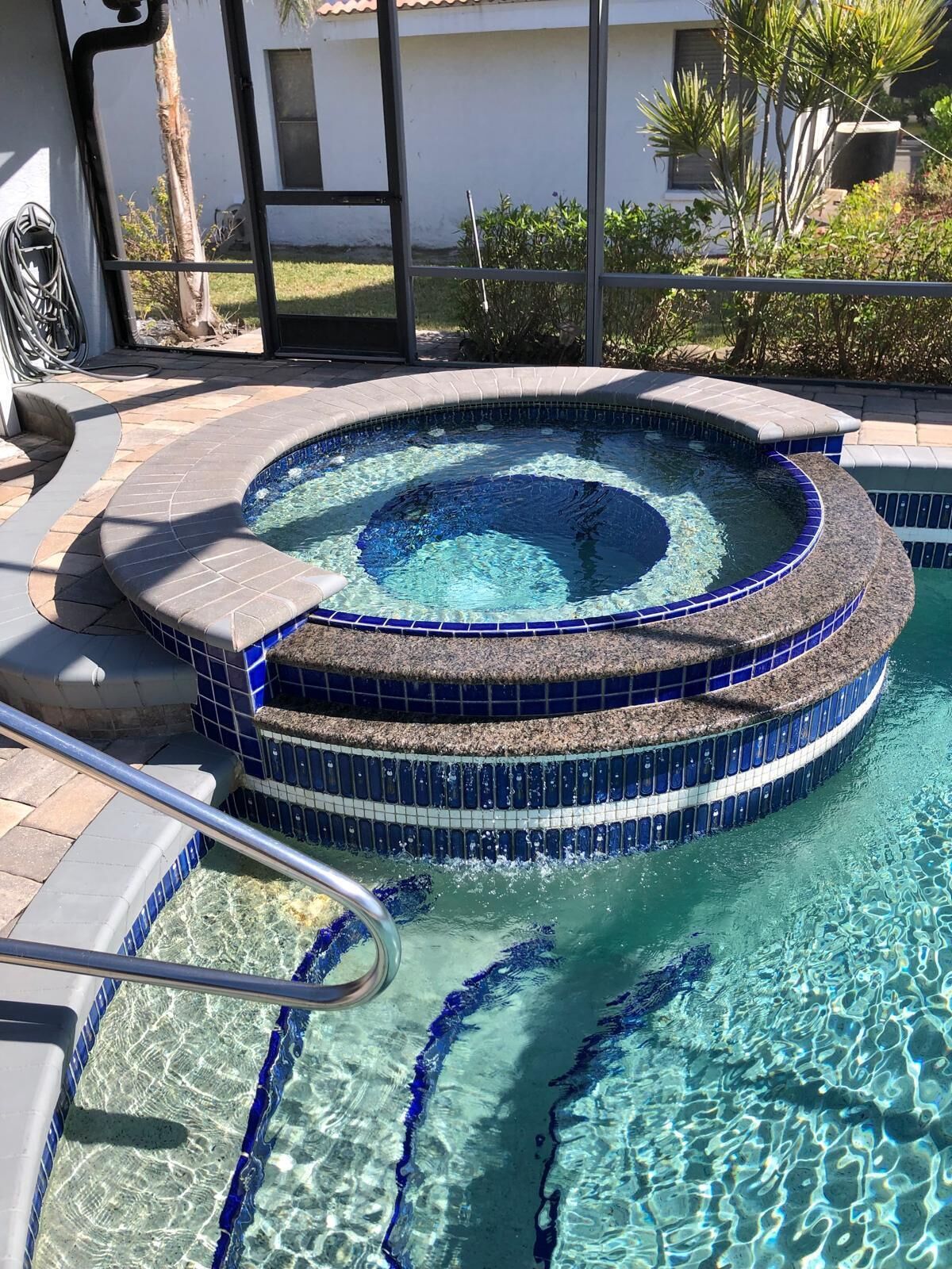 Privater Pool auf der überdachten Lanai