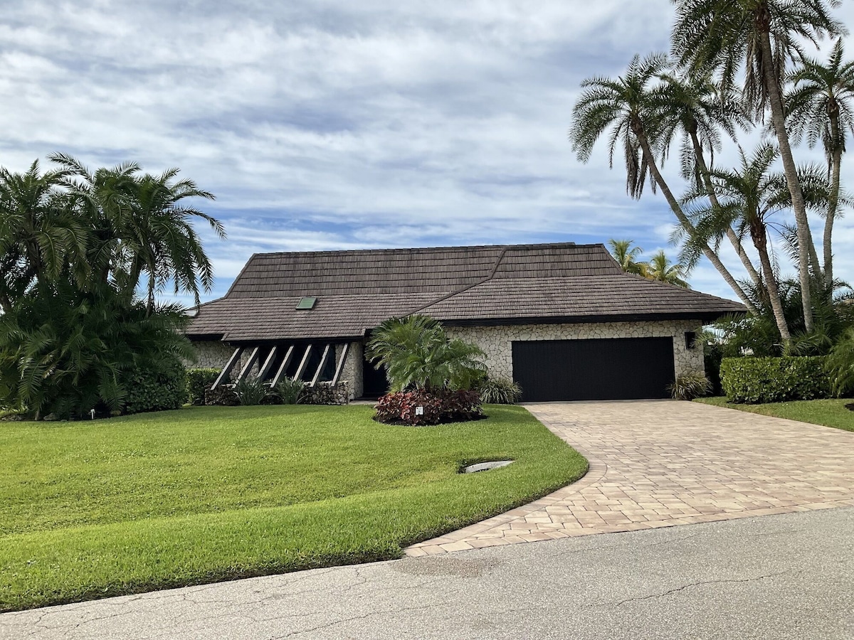 Spanish Wells House – The View